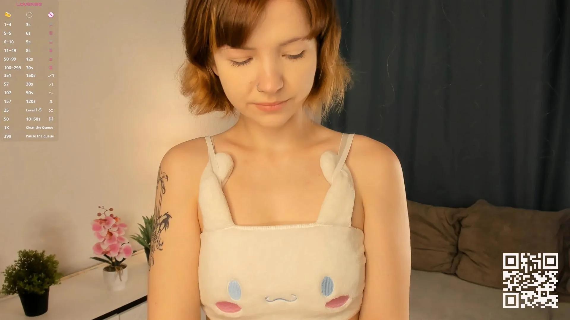 Offline AnnisAlgood on Cam4