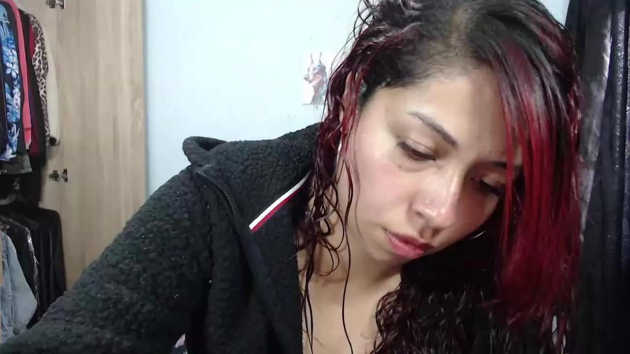 Offline Atena_mess on Cam4