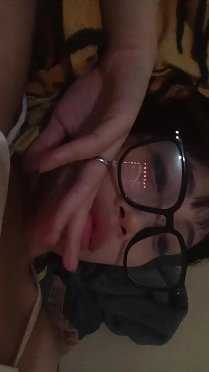 Offline avienna on Cam4