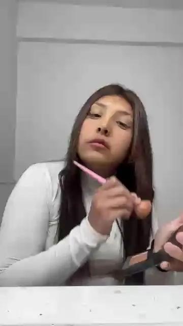 Offline babycaliente4 on Cam4