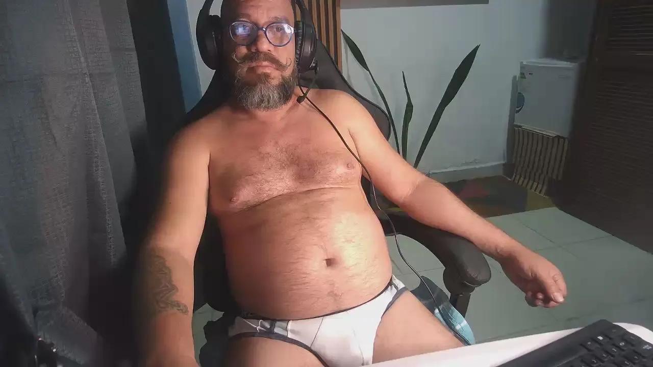 bearvzlat on Cam4