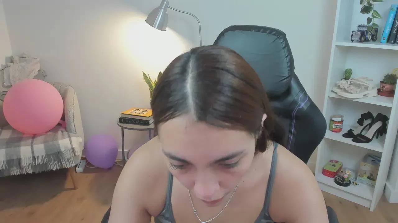 Bella_Evans on Cam4 