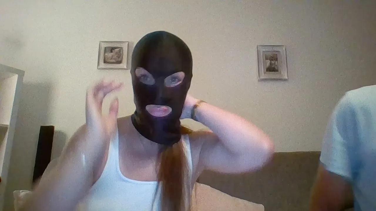 Offline Bella_und_Uwe on Cam4