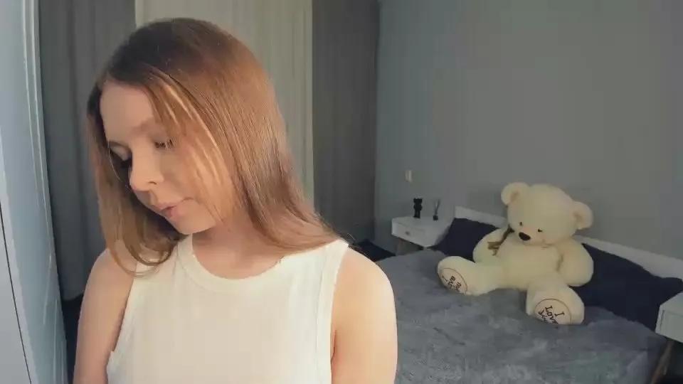 Offline BelleDream on Cam4