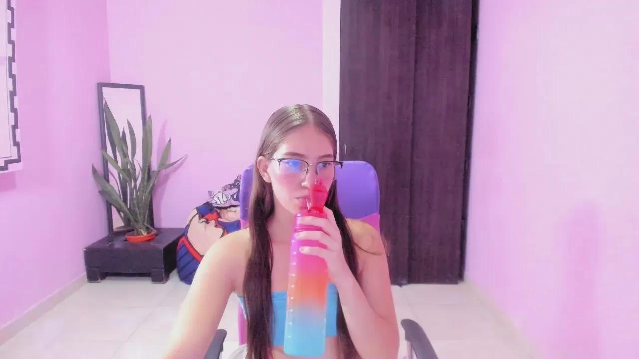 Offline blondie_squirt on Cam4
