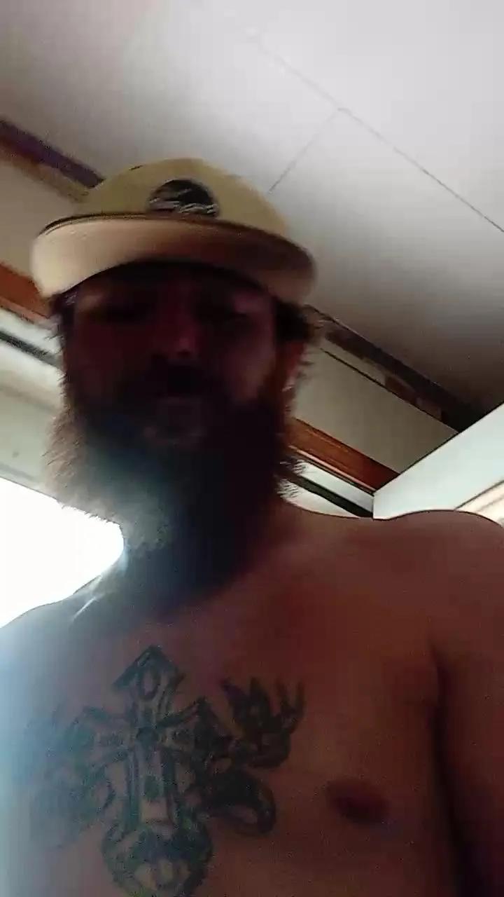 Offline Brandonblt23 on Cam4