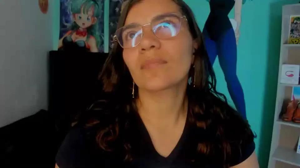 Offline bulma_hot_ on Cam4