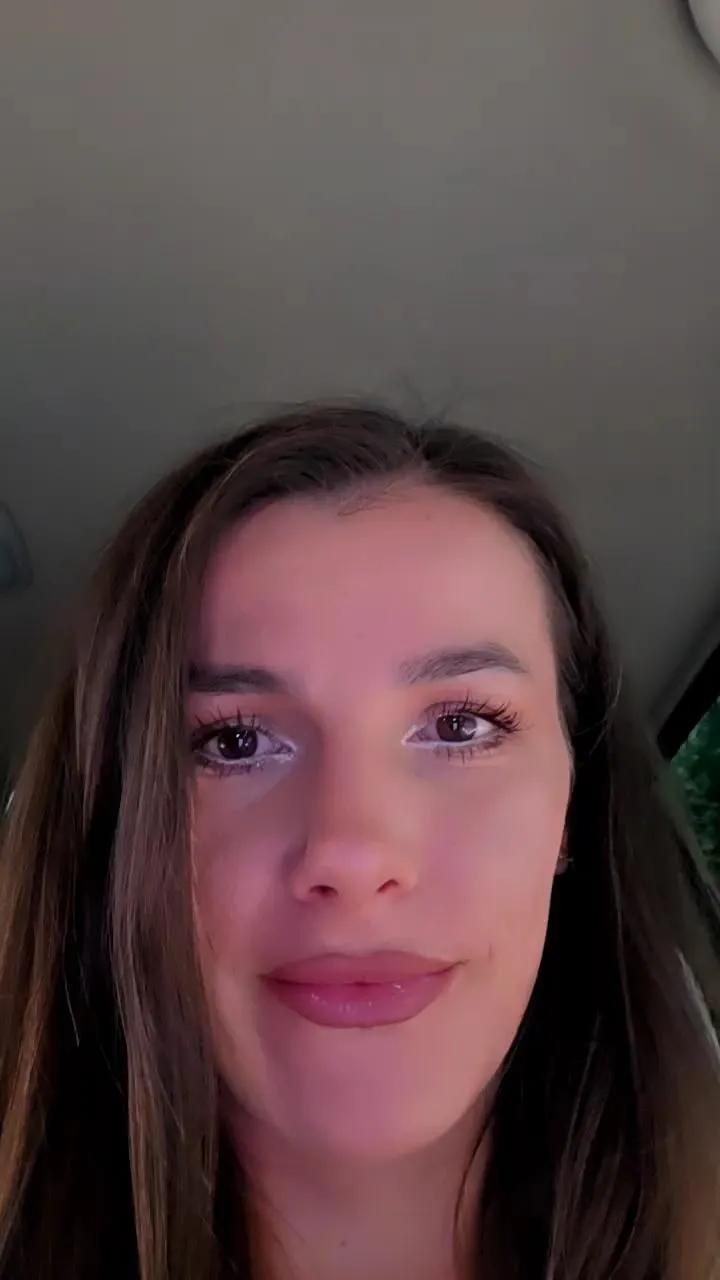 bunny_vic on Cam4