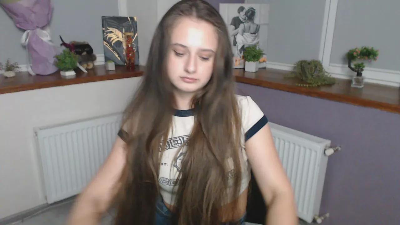Caramel_bunny on Cam4 