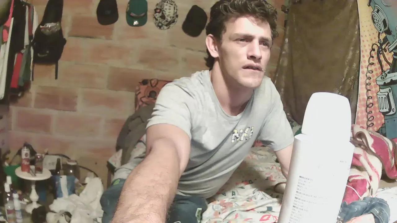 Offline carlos9180 on Cam4