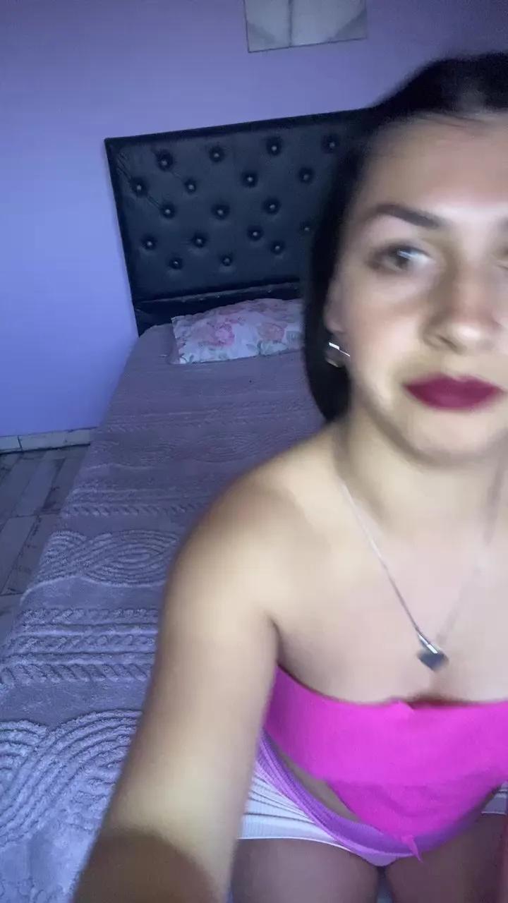 Offline celehot6 on Cam4