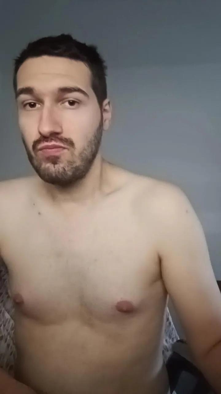 Freechat Cosmopig40 on Cam4