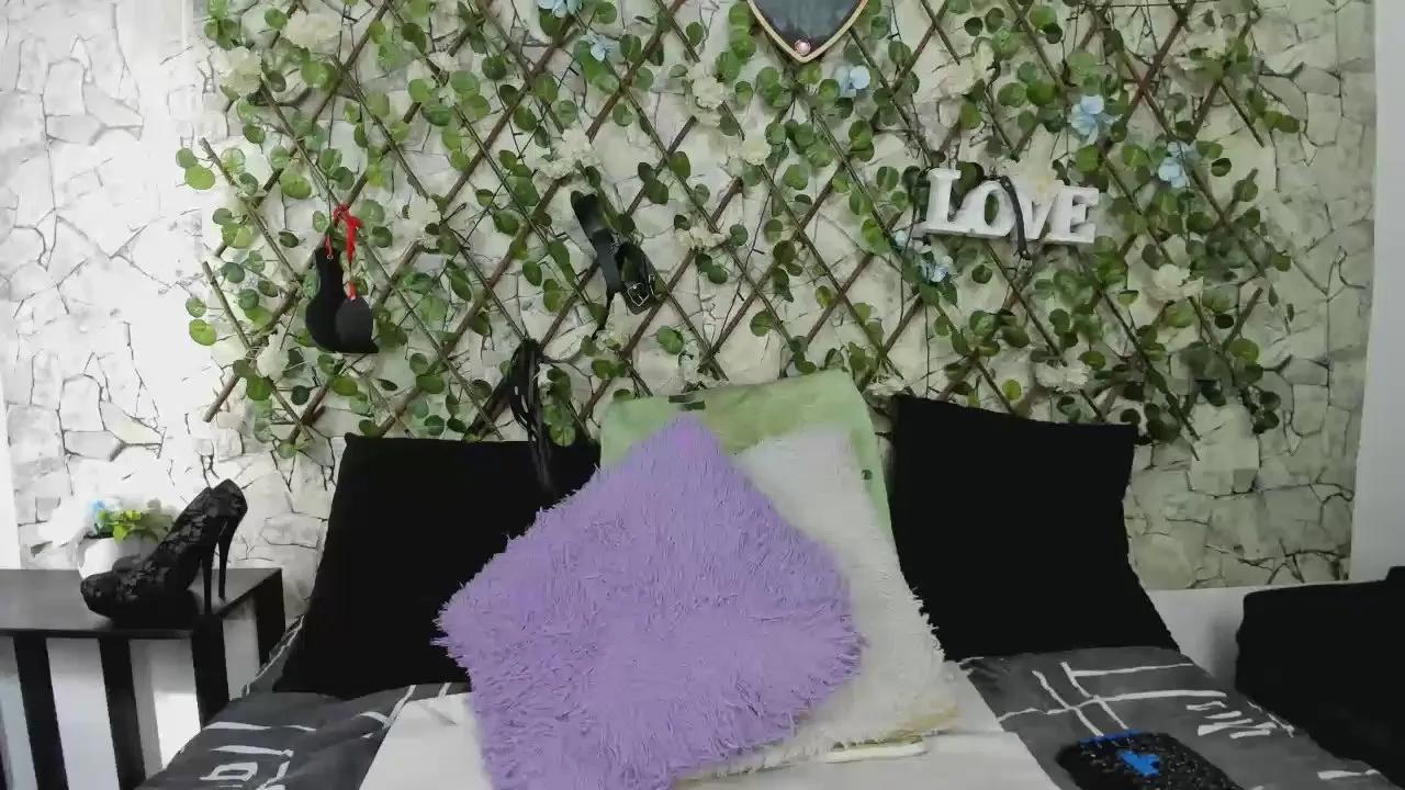 Daisy_Fx on Cam4