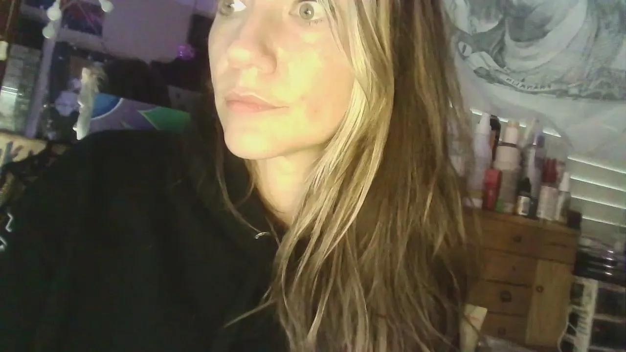 Offline dankskank333 on Cam4