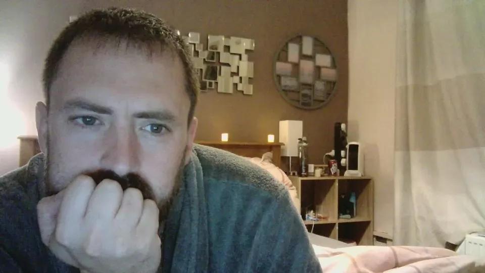 Offline dd_of84 on Cam4