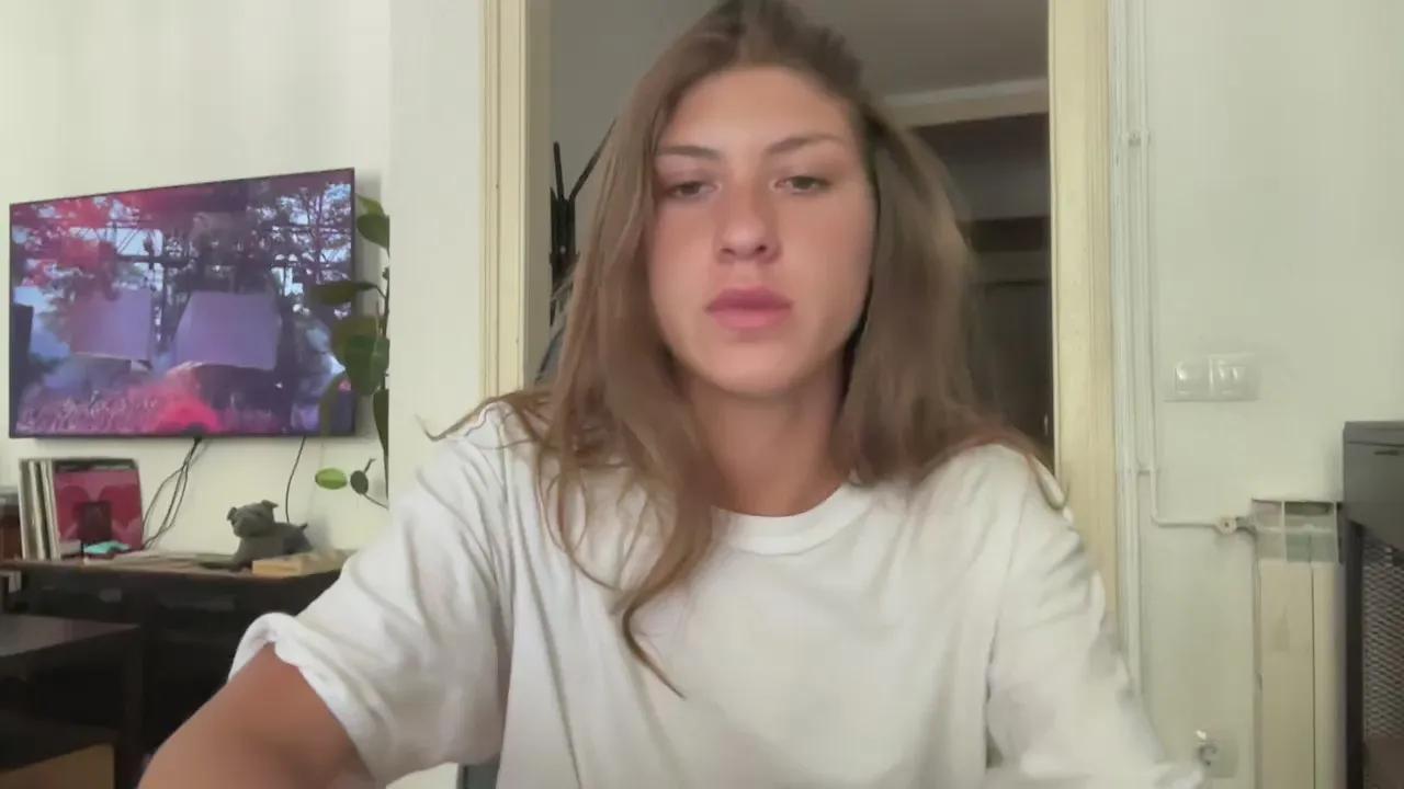 Offline Domm99 on Cam4