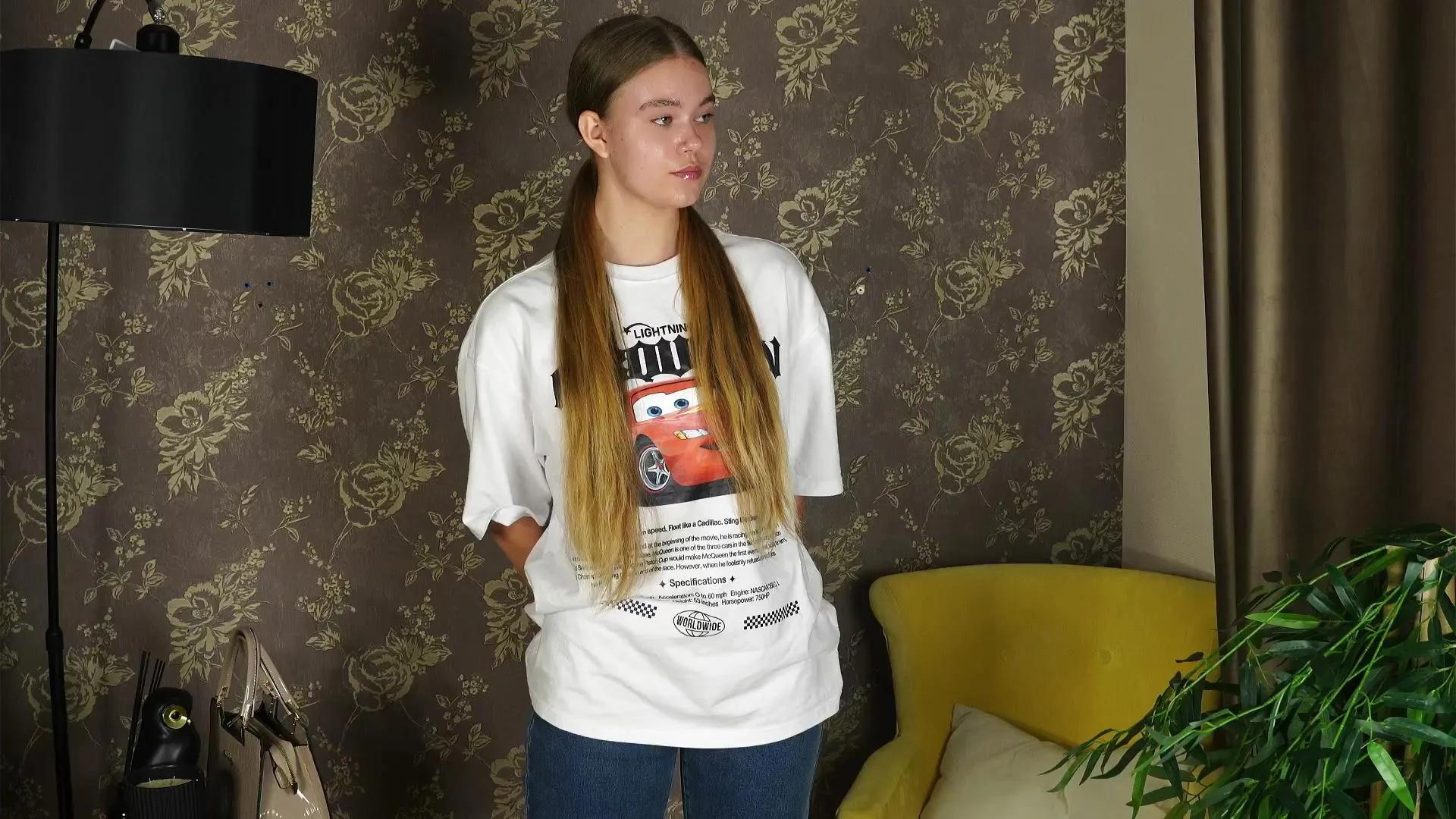 Offline EdieSchreder on Cam4