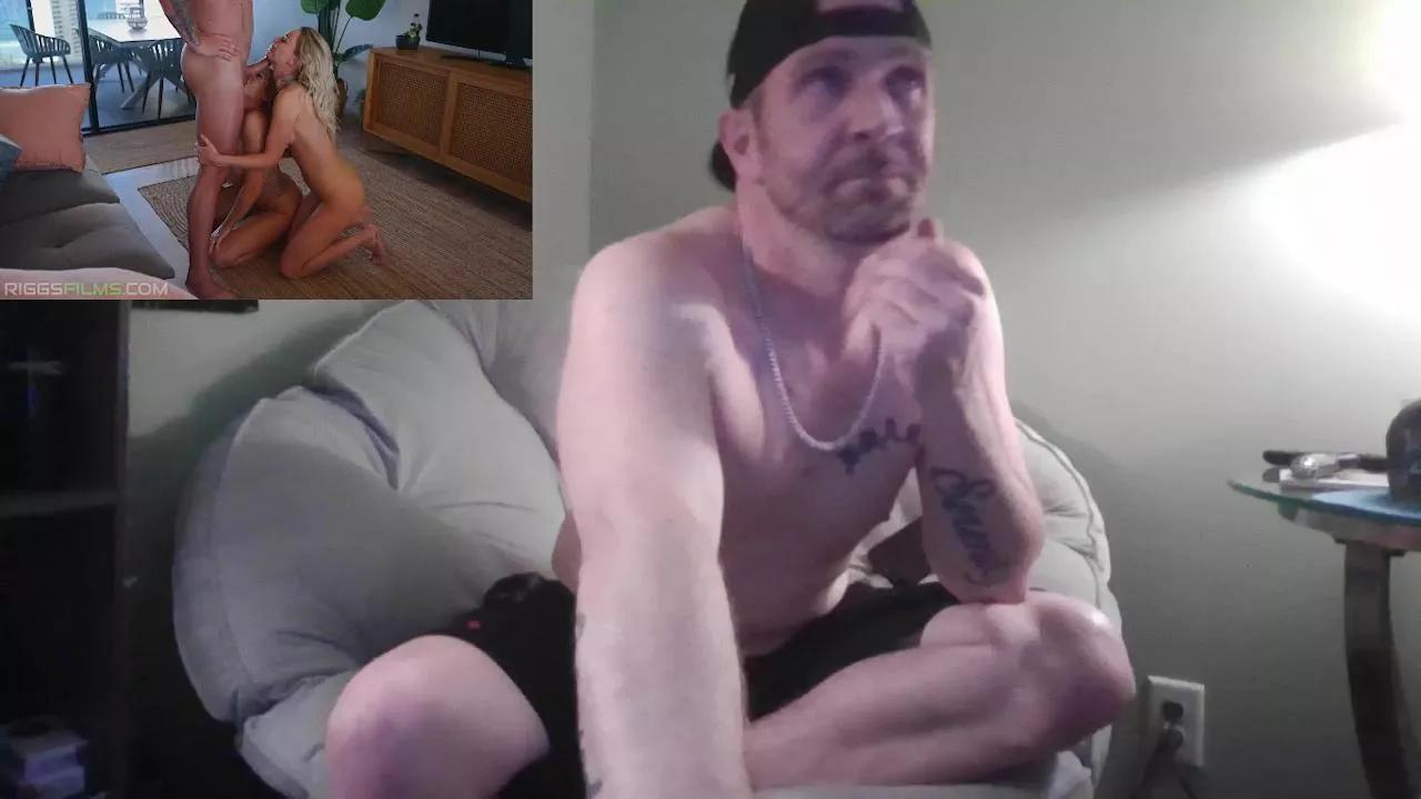Offline Edwardlong on Cam4