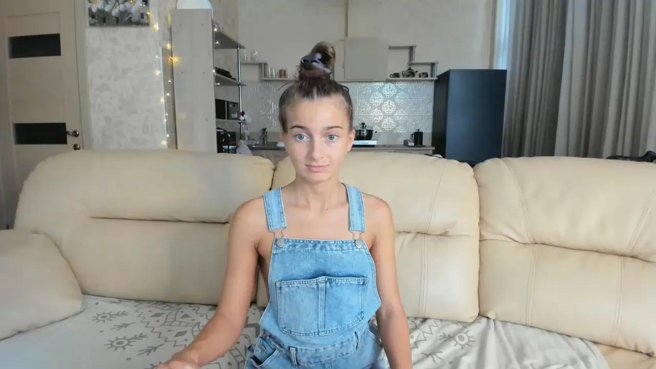 ElizSweet on Cam4