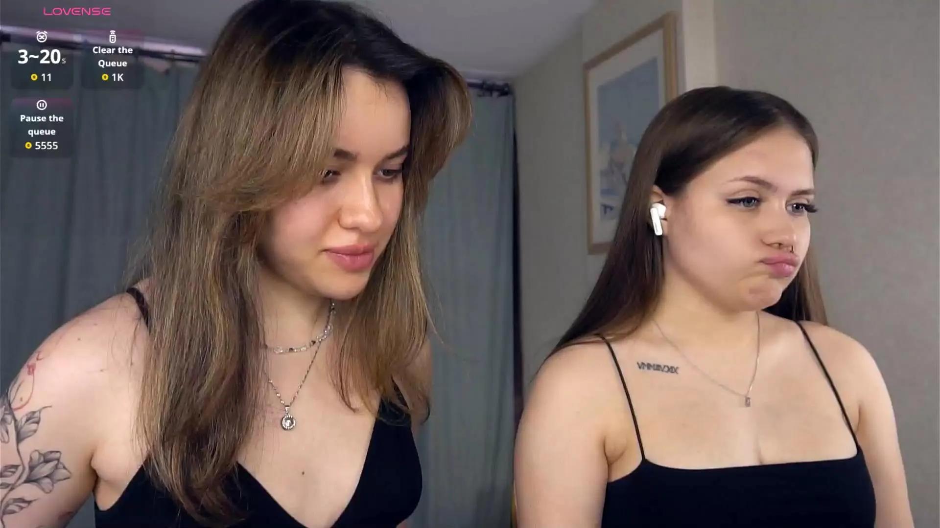 Offline EllaKawano on Cam4