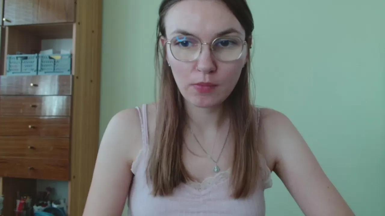 EllyHEARTx on Cam4 
