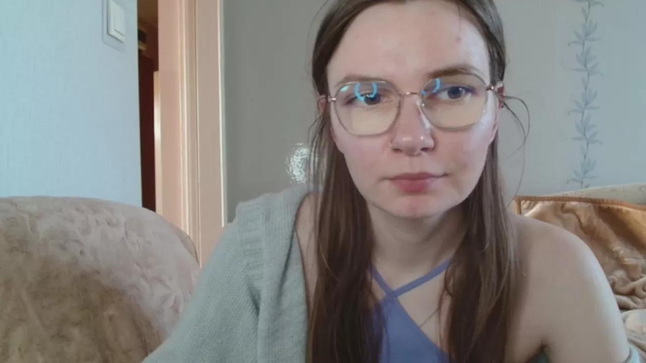 EllyHEARTx on Cam4 