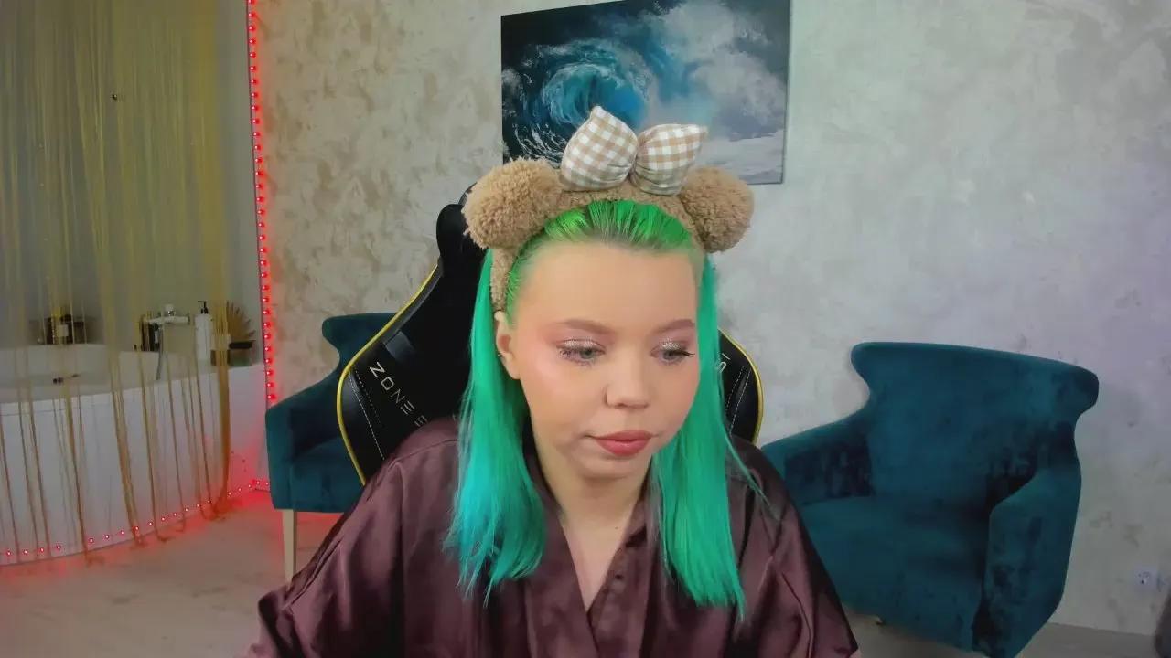 EnergyBunny_1 on Cam4 