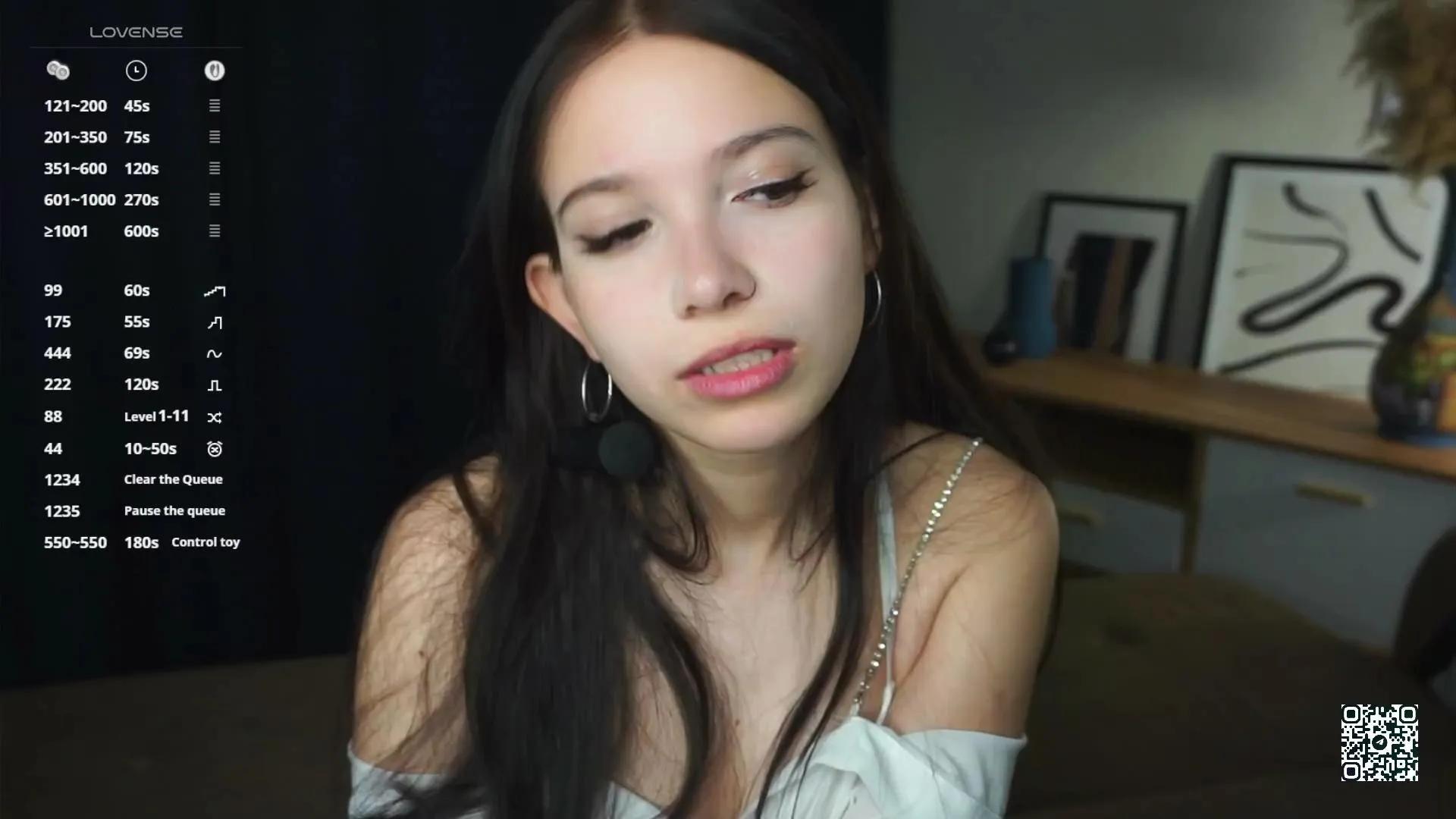 Offline ErlineCullen on Cam4