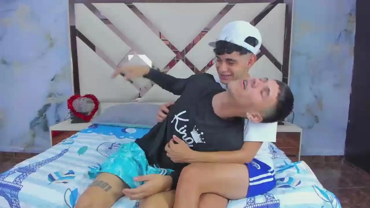 friends_withsex on Cam4