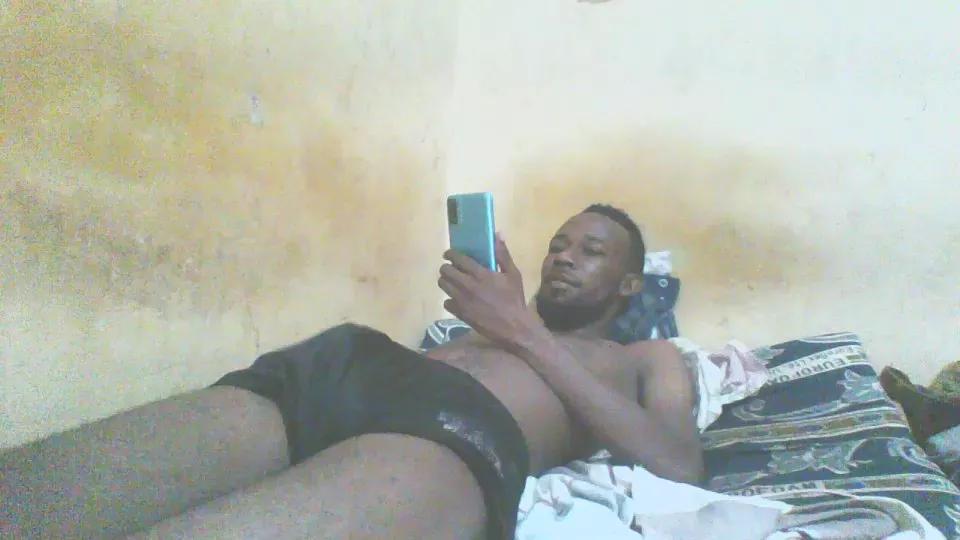 Offline fuckerboy_lover on Cam4