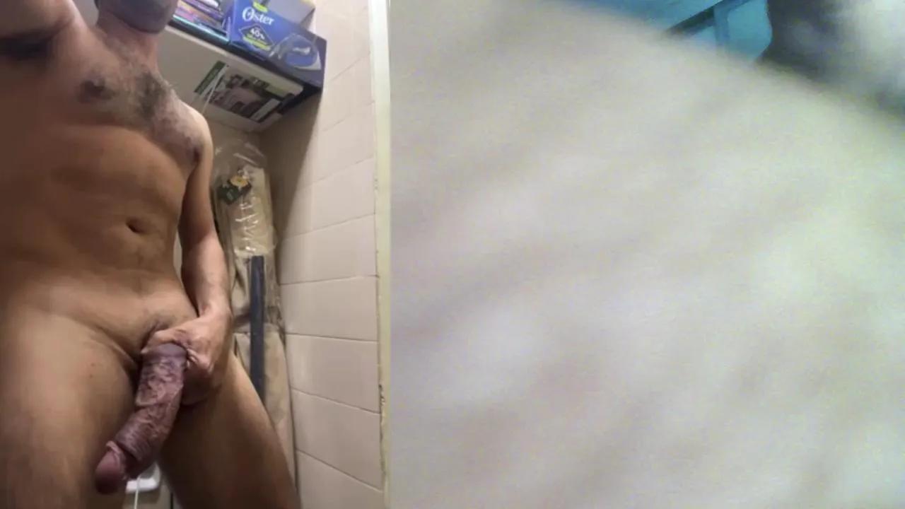 Offline gato28cm_ on Cam4