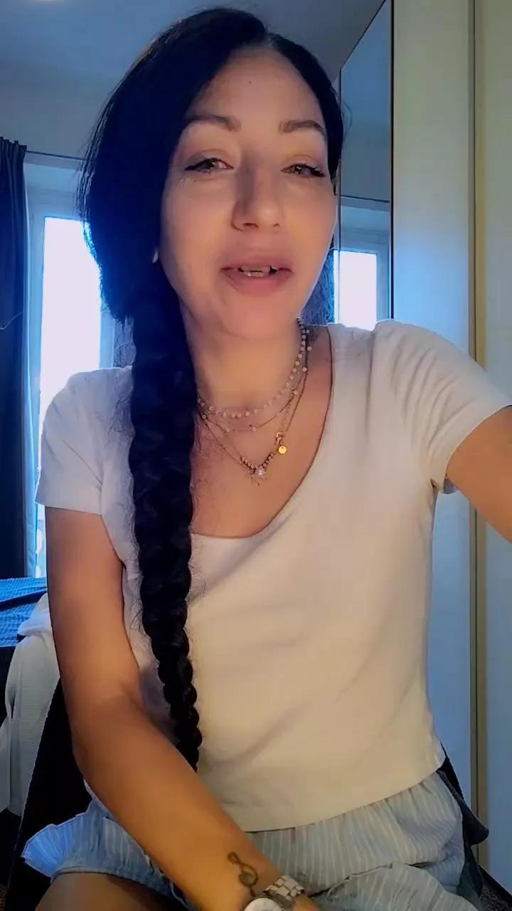 Freechat GattaRossah on Cam4