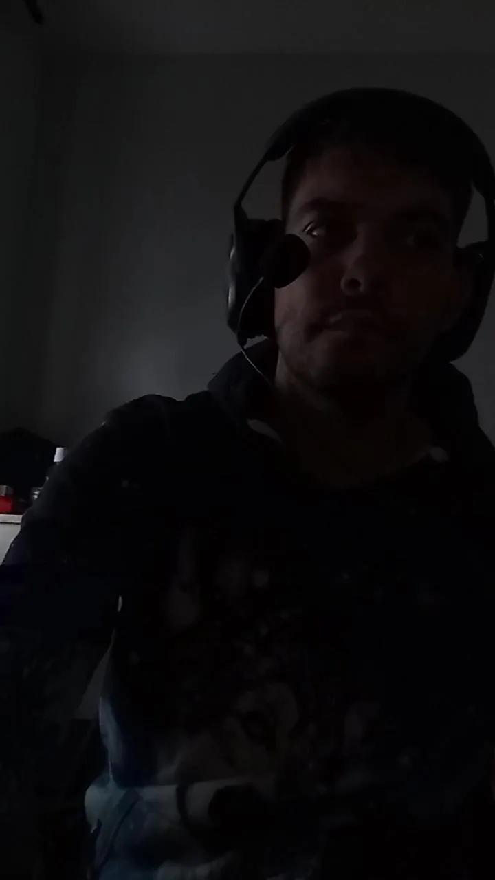 Offline ghostfu on Cam4