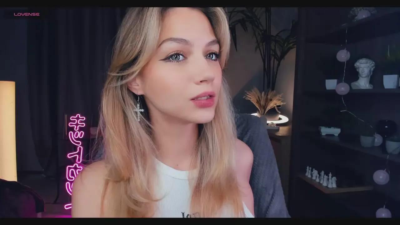 gingerprincess_ on Cam4 