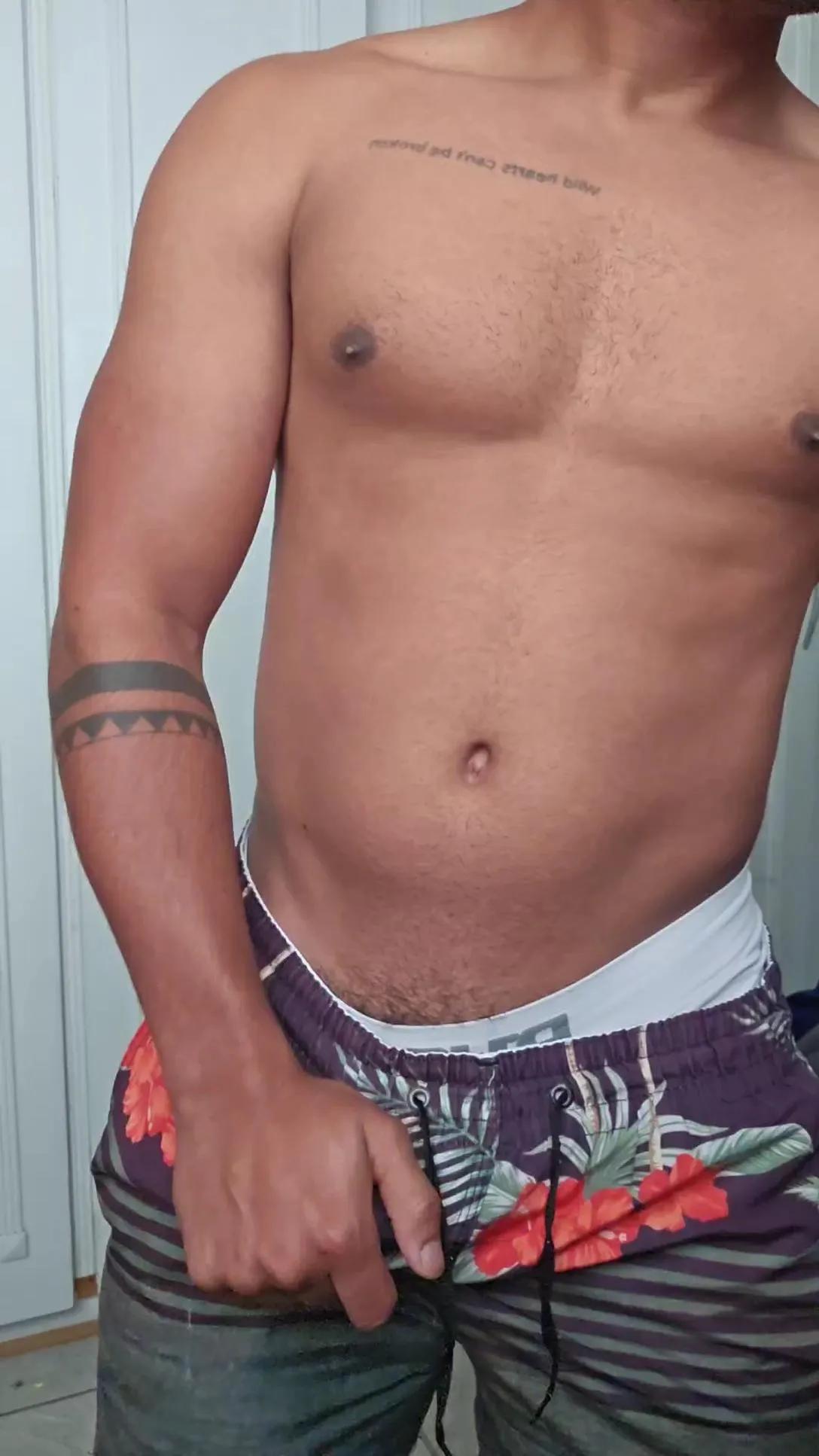 Offline Goldenzin on Cam4