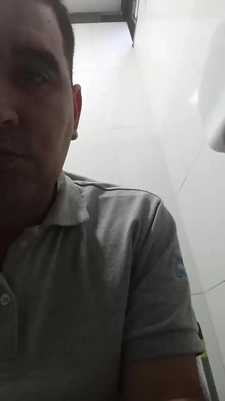 Offline gordito66 on Cam4