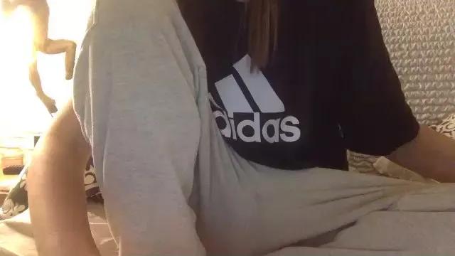Offline gravitylove1 on Cam4