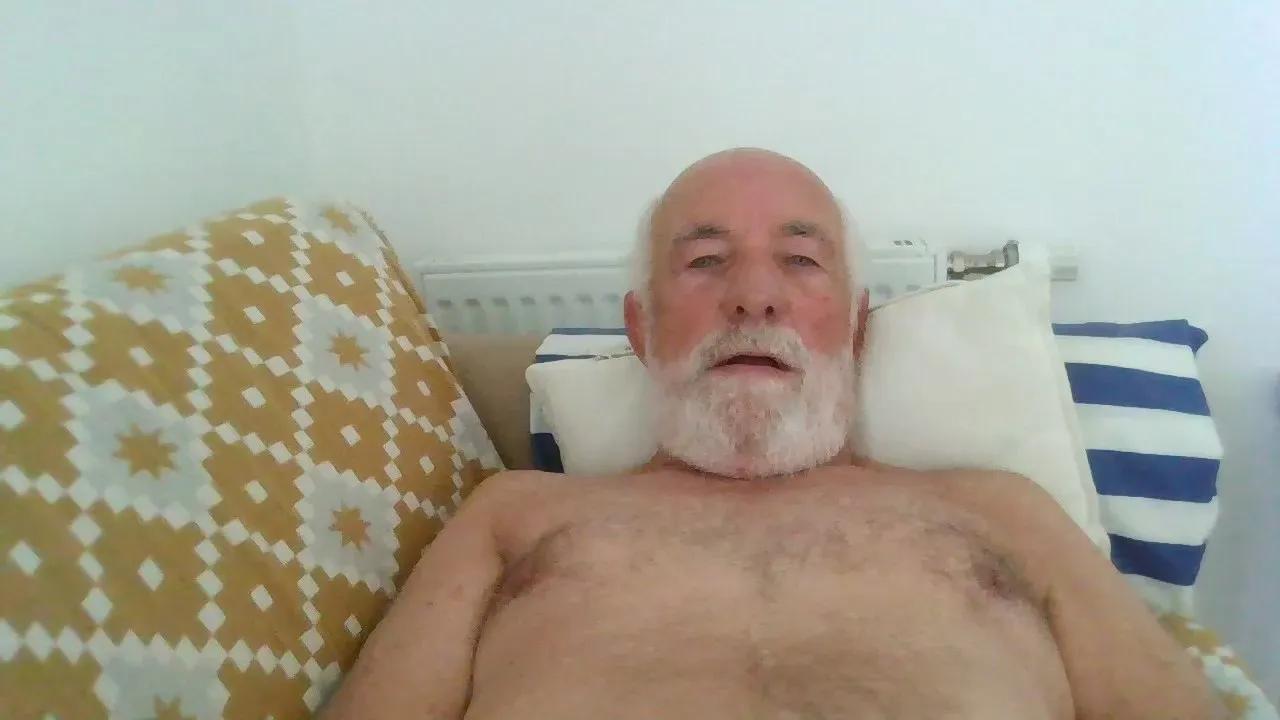 Offline hairfrance on Cam4