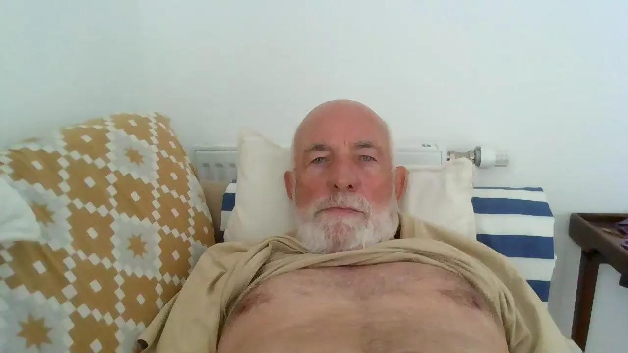 Offline hairfrance on Cam4