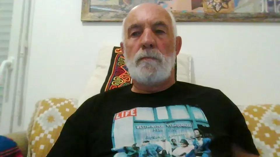 Offline hairfrance on Cam4