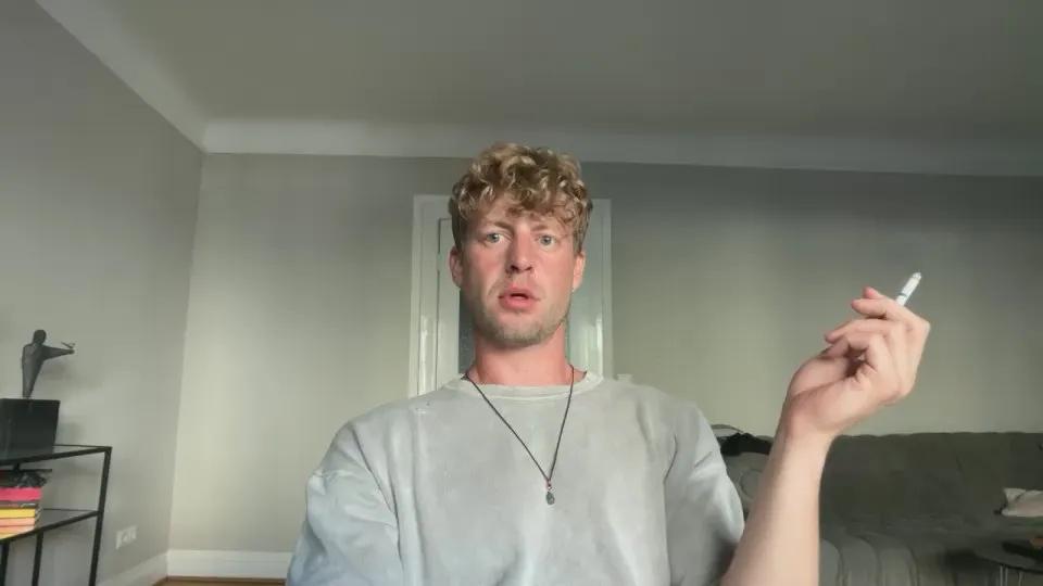 Offline Heikhoe69 on Cam4