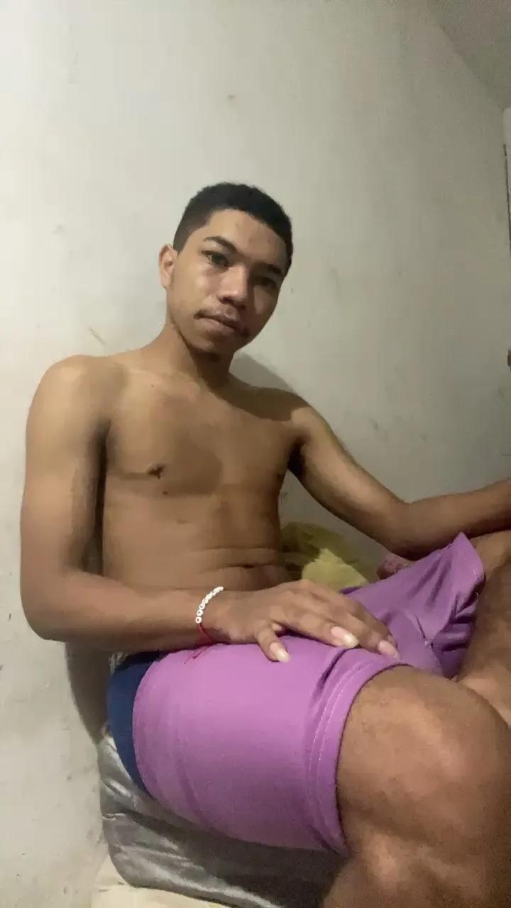 hgobnvbvjujvb on Cam4