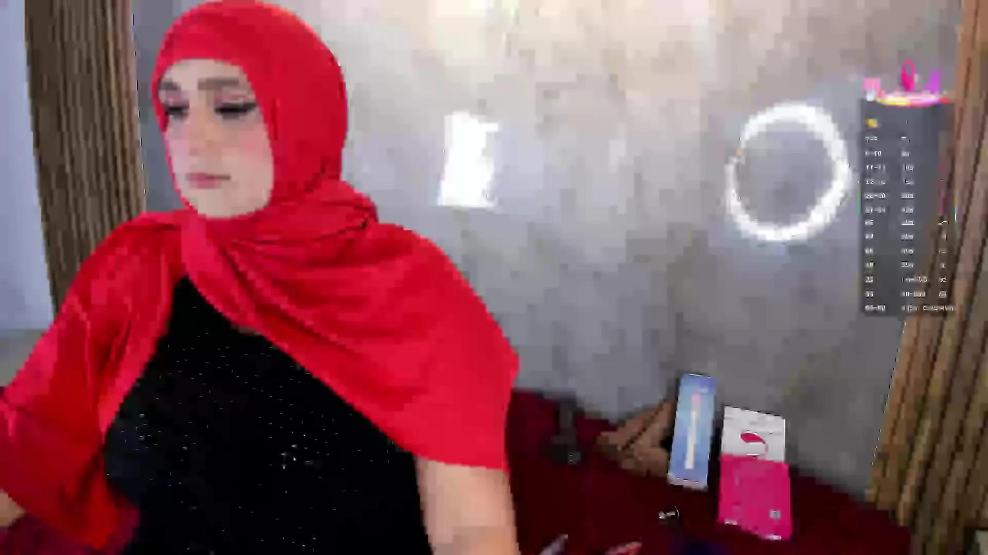 Offline HijabiMilf on Cam4