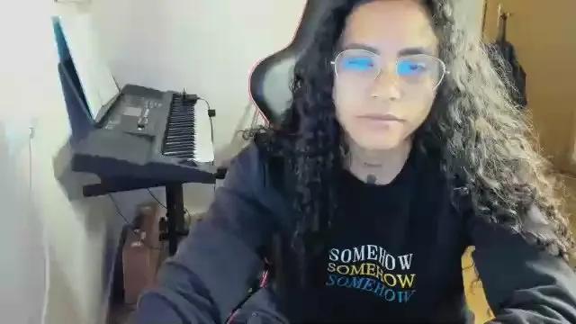 Offline Hot_ama on Cam4