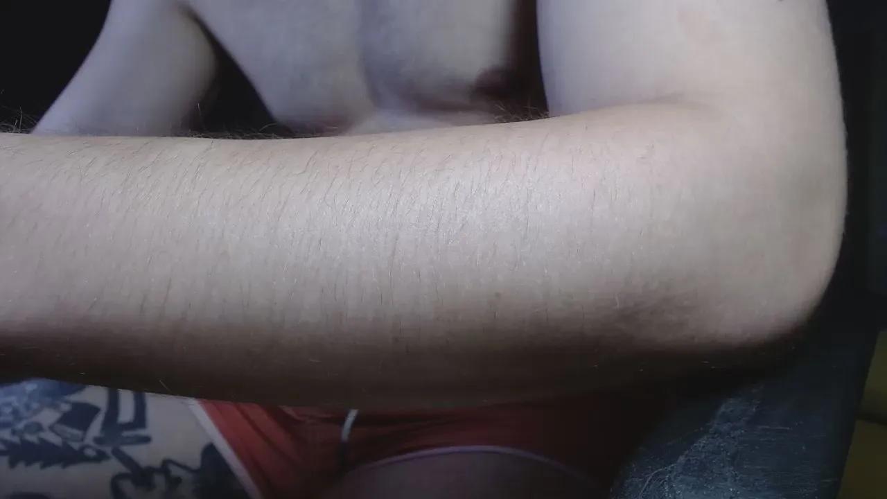 Offline hotstudnextdoor on Cam4