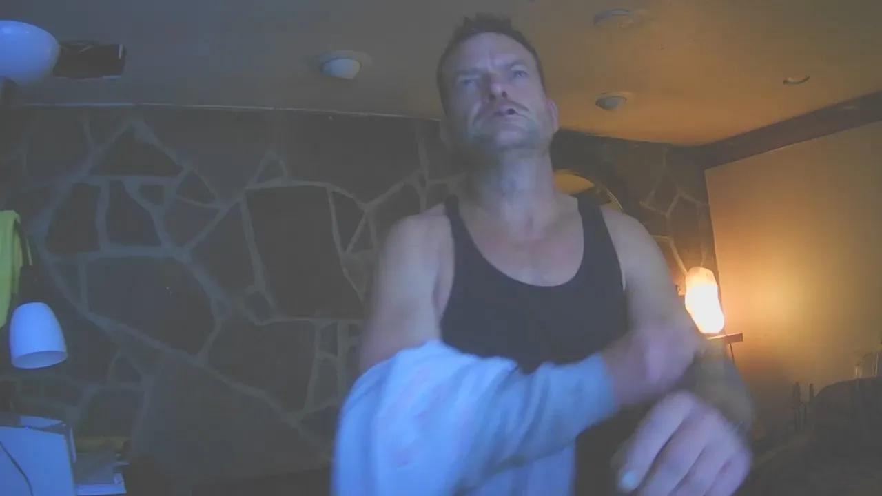 Hungthickbrit51 on Cam4