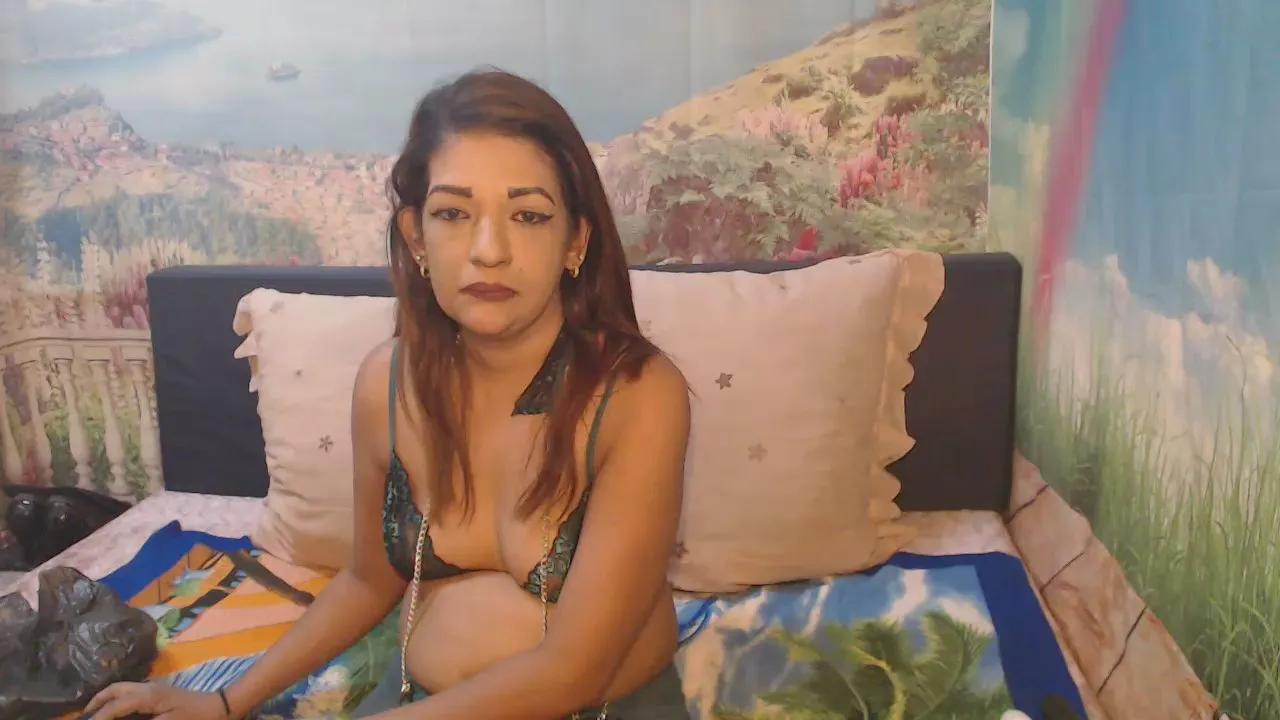 Indianaqua on Cam4 
