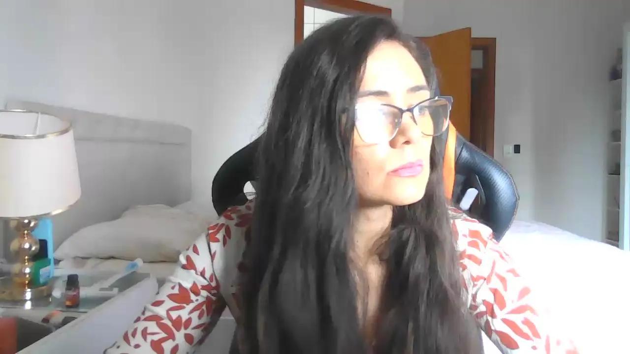 Offline INTHETOILET on Cam4