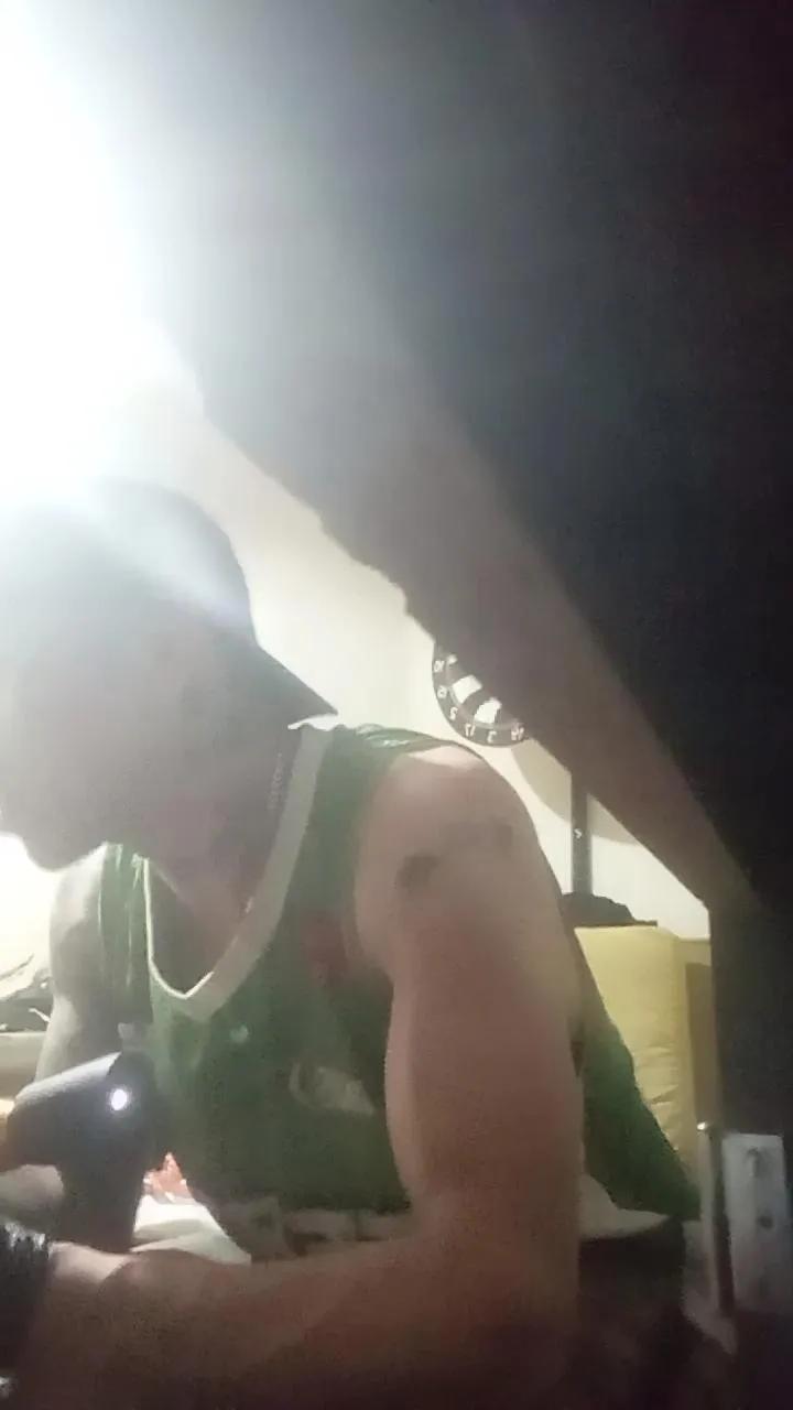 Offline Intoxicado420 on Cam4