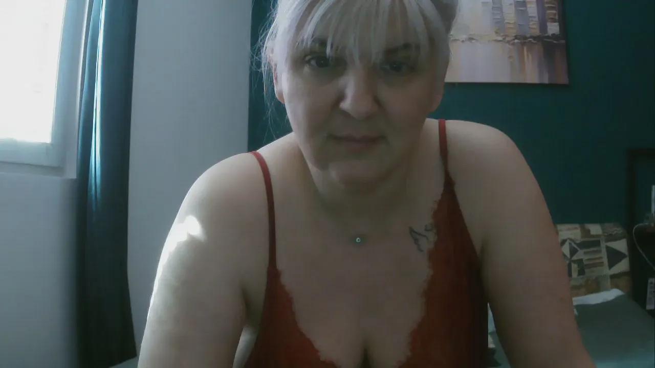 Offline irma2 on Cam4